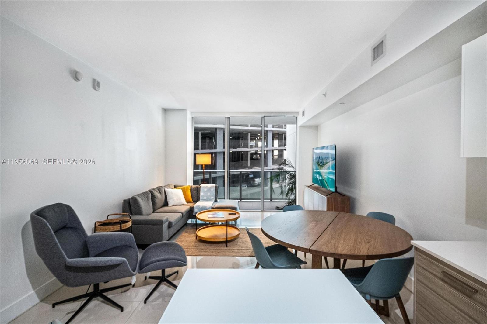 1300 Brickell Bay Dr # 700