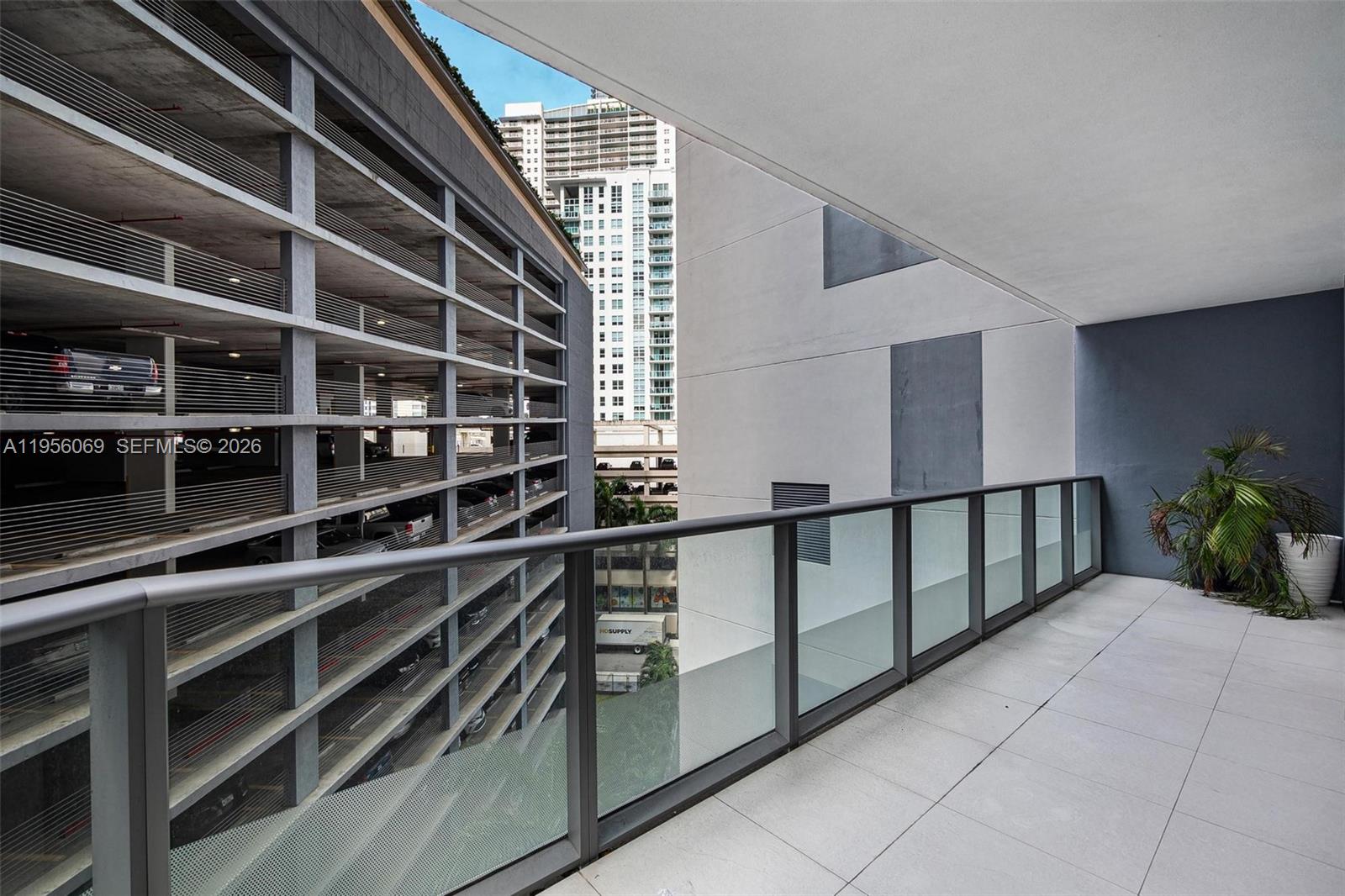 1300 Brickell Bay Dr # 700