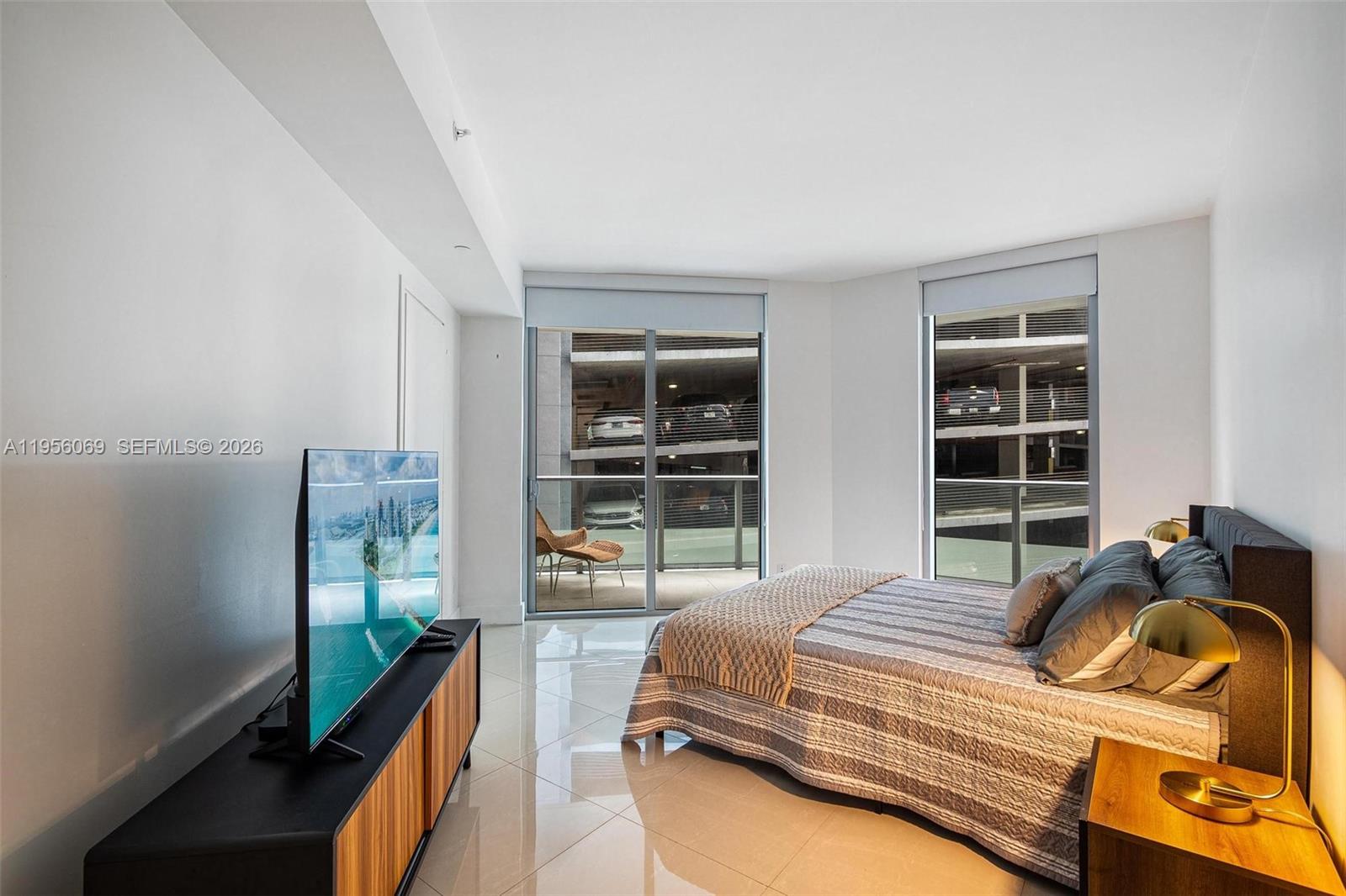 1300 Brickell Bay Dr # 700