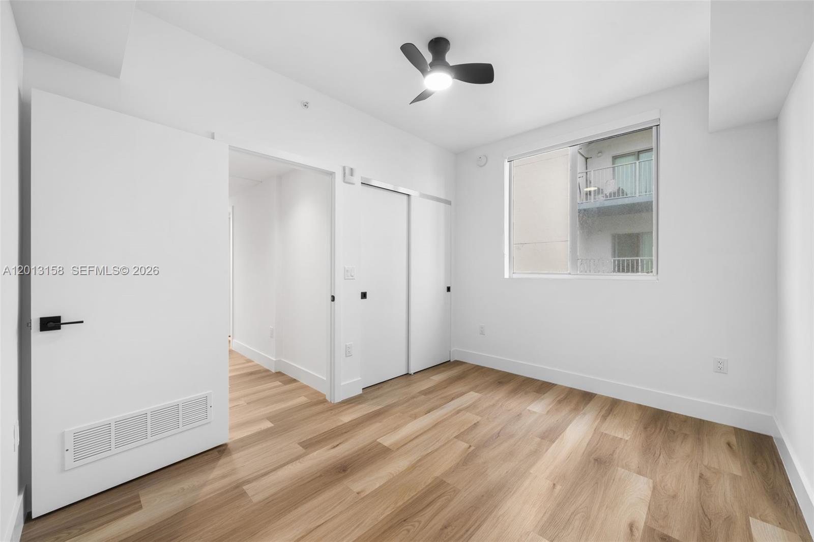 650 SW 1st St # 206