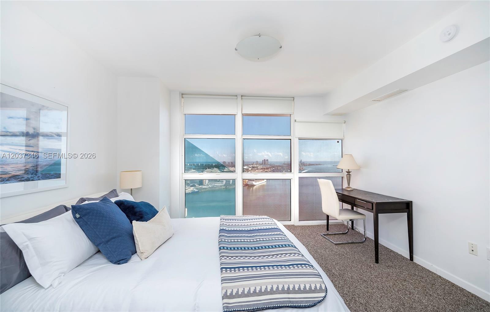 50 Biscayne Blvd # 4104