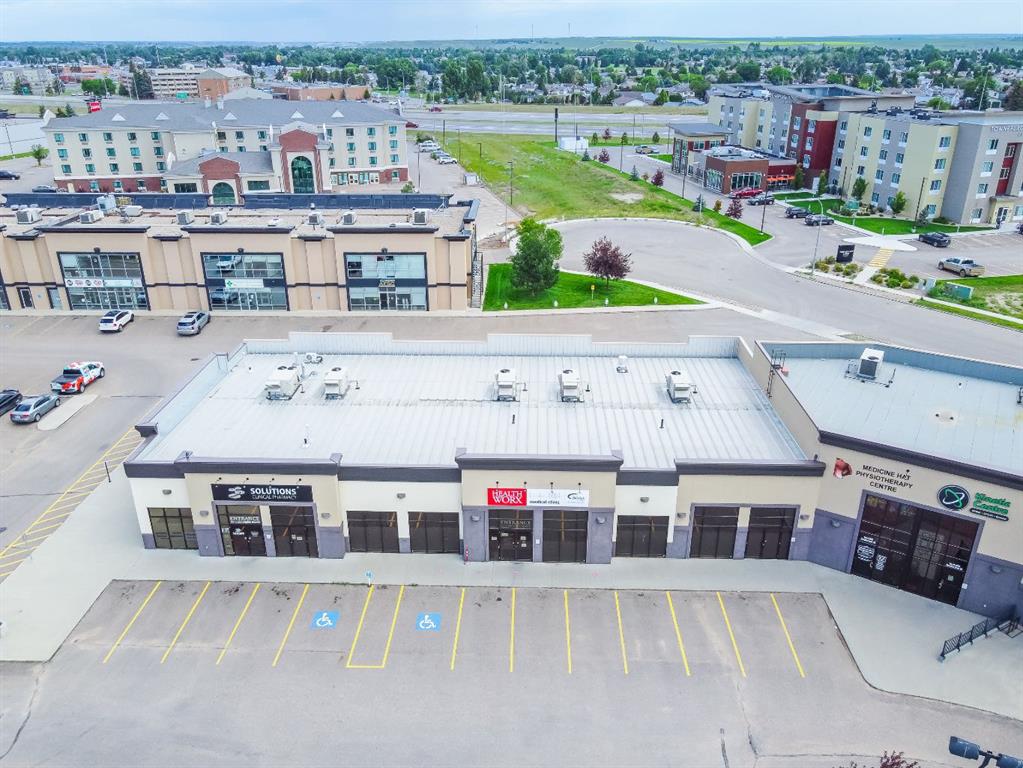 2020 Strachan Road SE Unit: 1/3