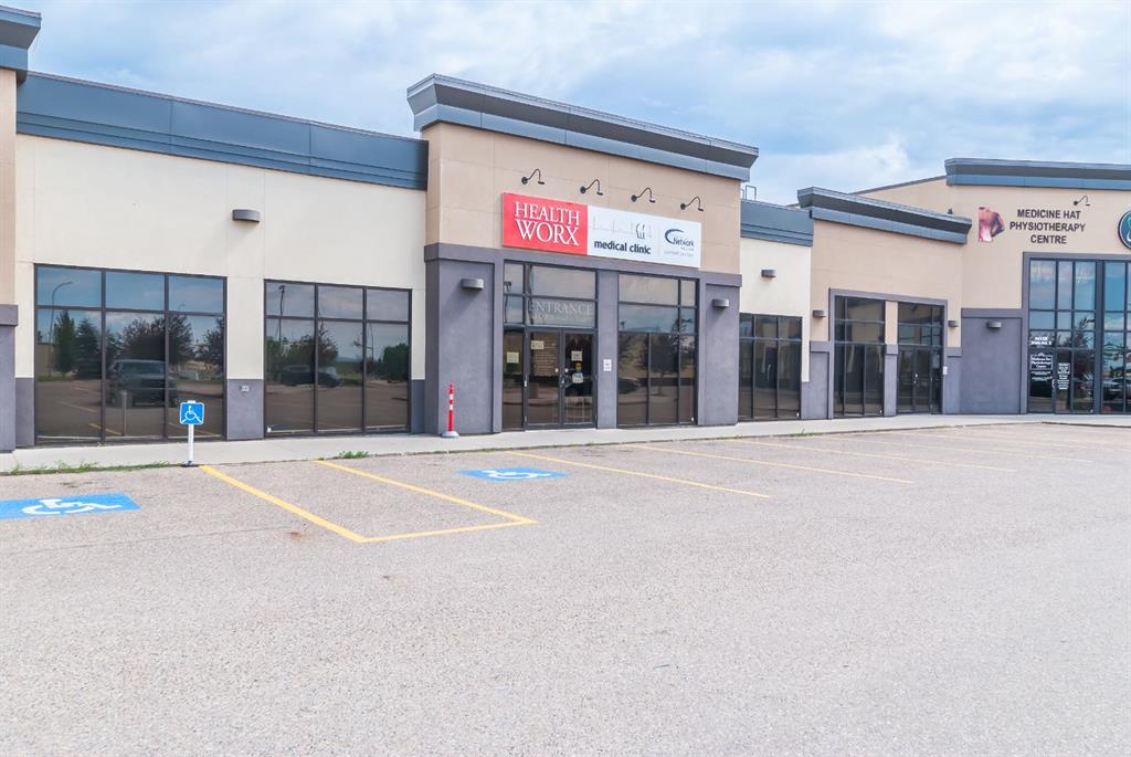 2020 Strachan Road SE Unit: 1/3