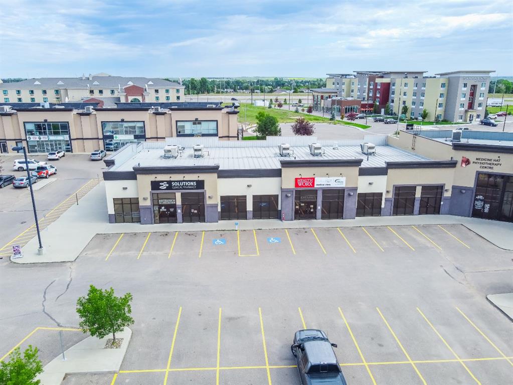 2020 Strachan Road SE Unit: 1/3