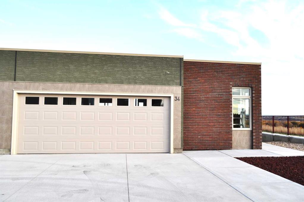 34 Palisades Way NE