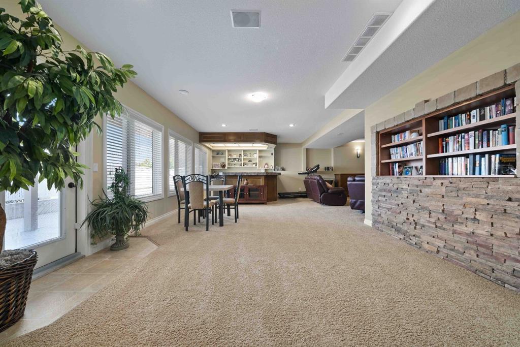 75 Sunset Road SW