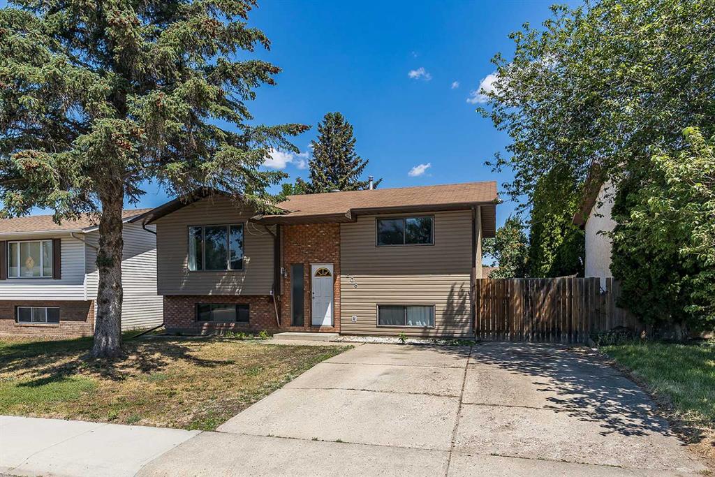 208 Sprague Way SE