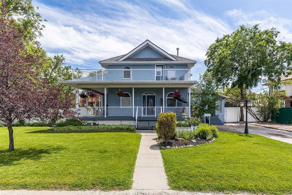 19 8th Street NE