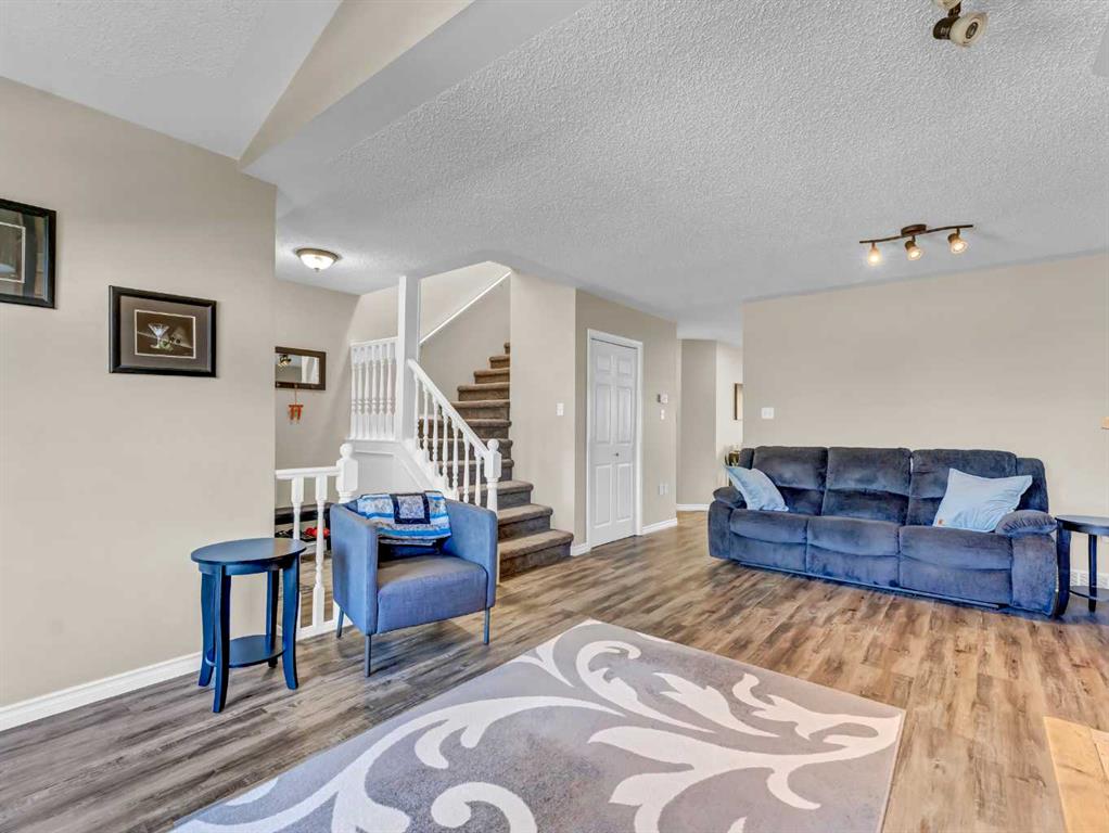 165 South Ridge Drive SE Unit: 101