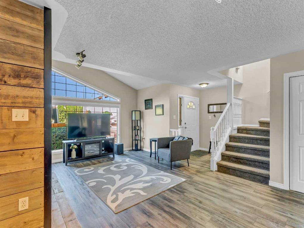 165 South Ridge Drive SE Unit: 101
