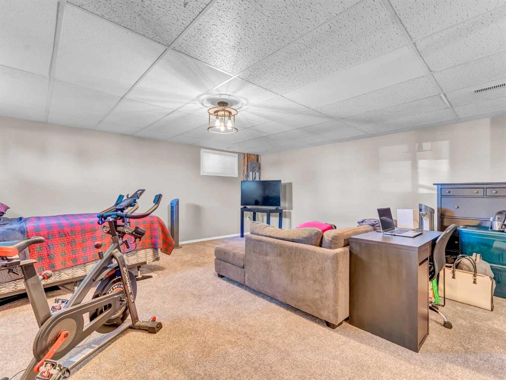 165 South Ridge Drive SE Unit: 101