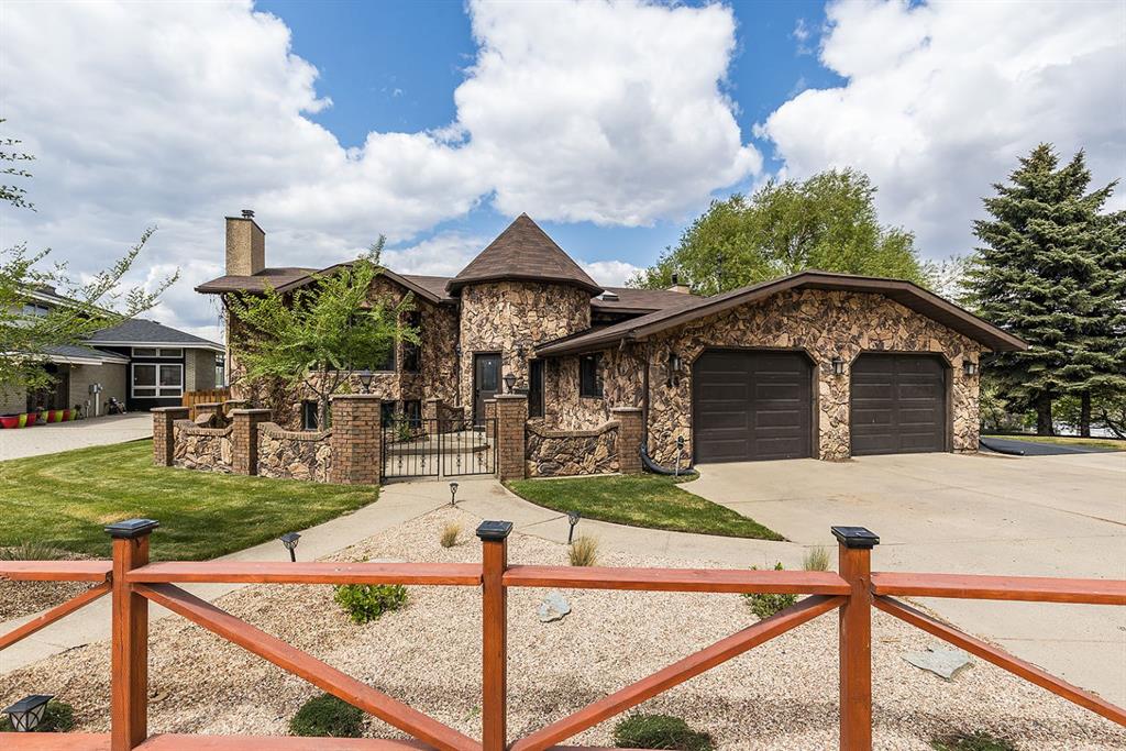 44 Valleyview Drive SW