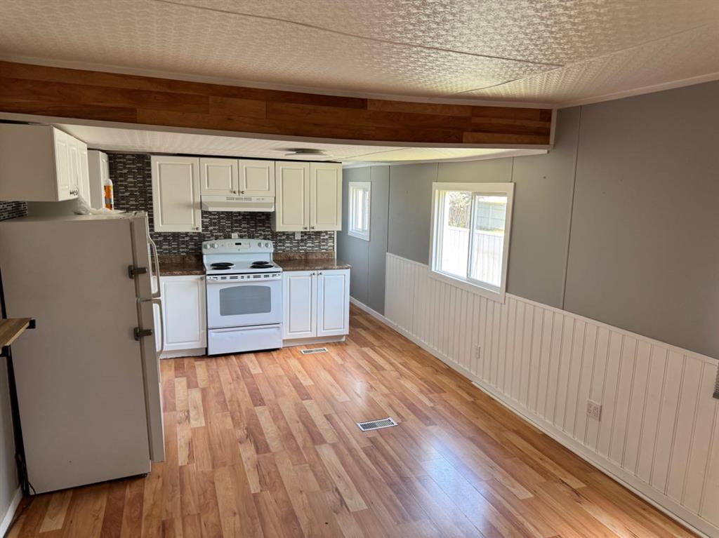4000 13 Avenue SE Unit: 13