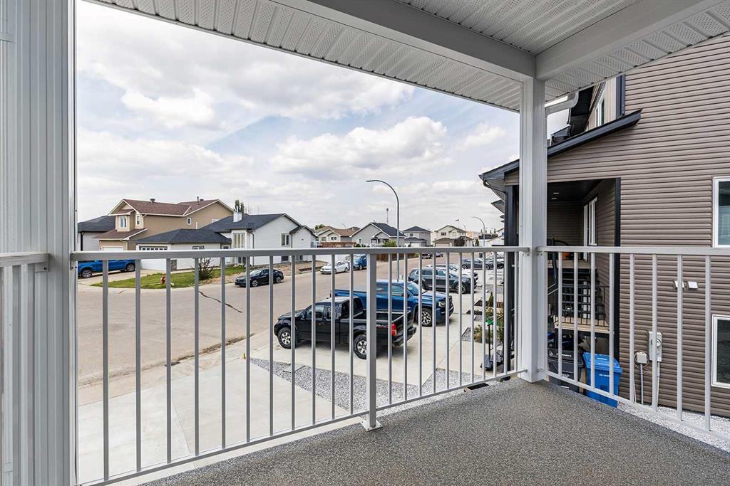 188 Somerset Way SE Unit: 1-4