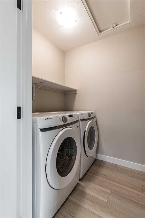 192 Somerset Way SE Unit: 1-4
