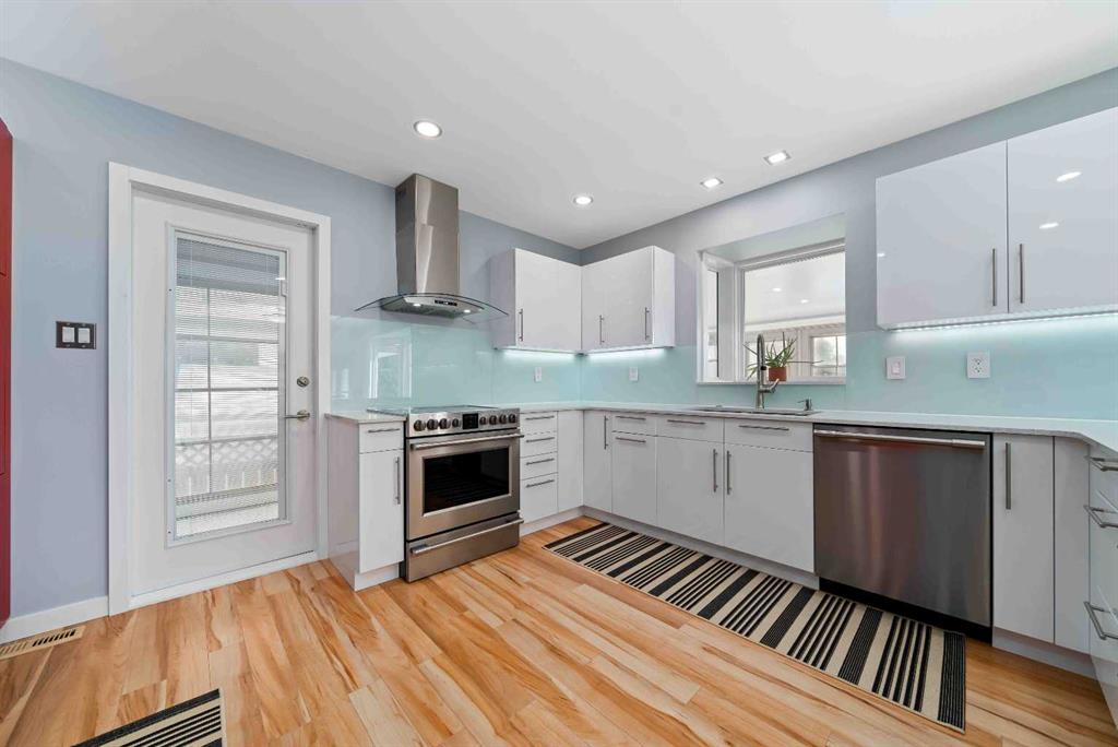 8 Taylor Court SE