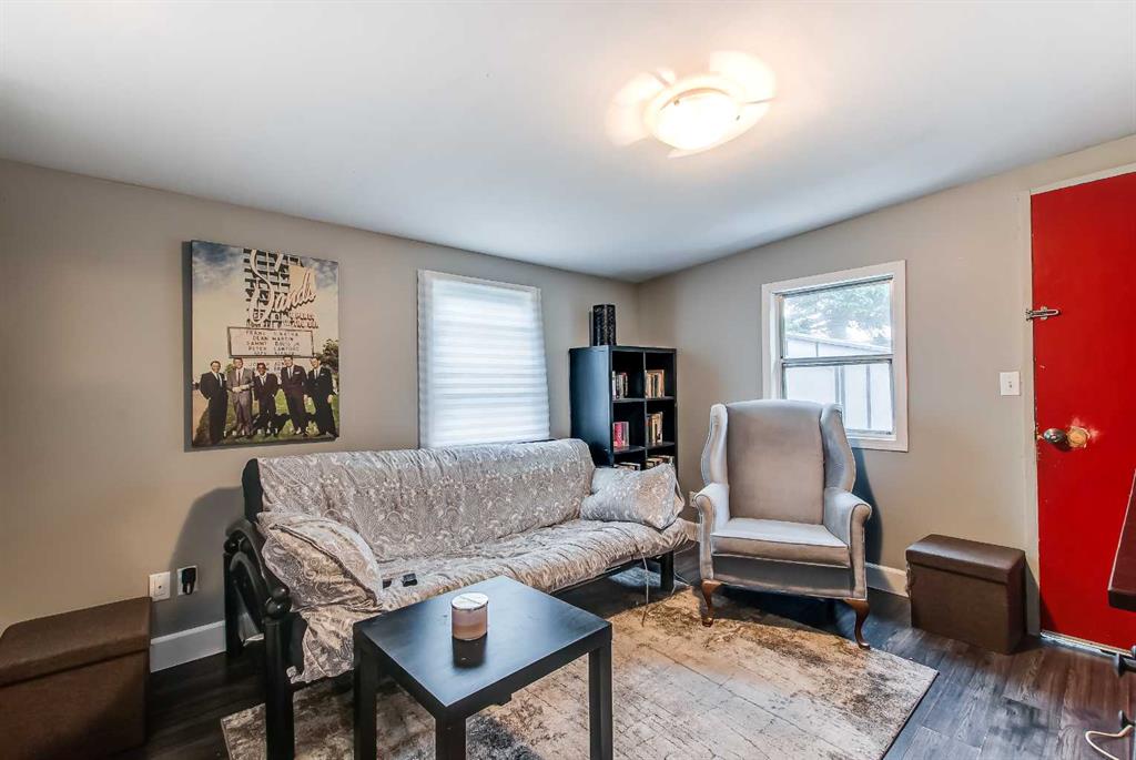 2460 Southview Drive SE Unit: 4