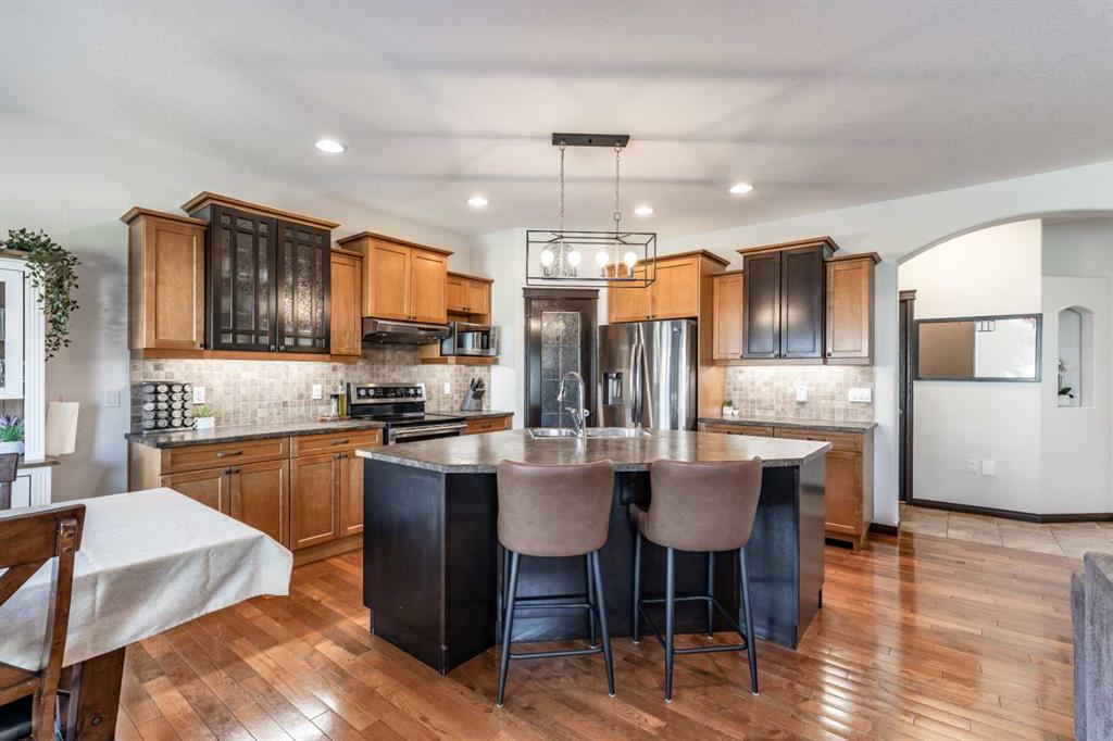 84 Terrace View NE