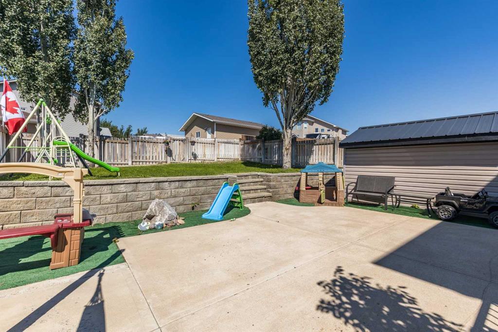 84 Terrace View NE