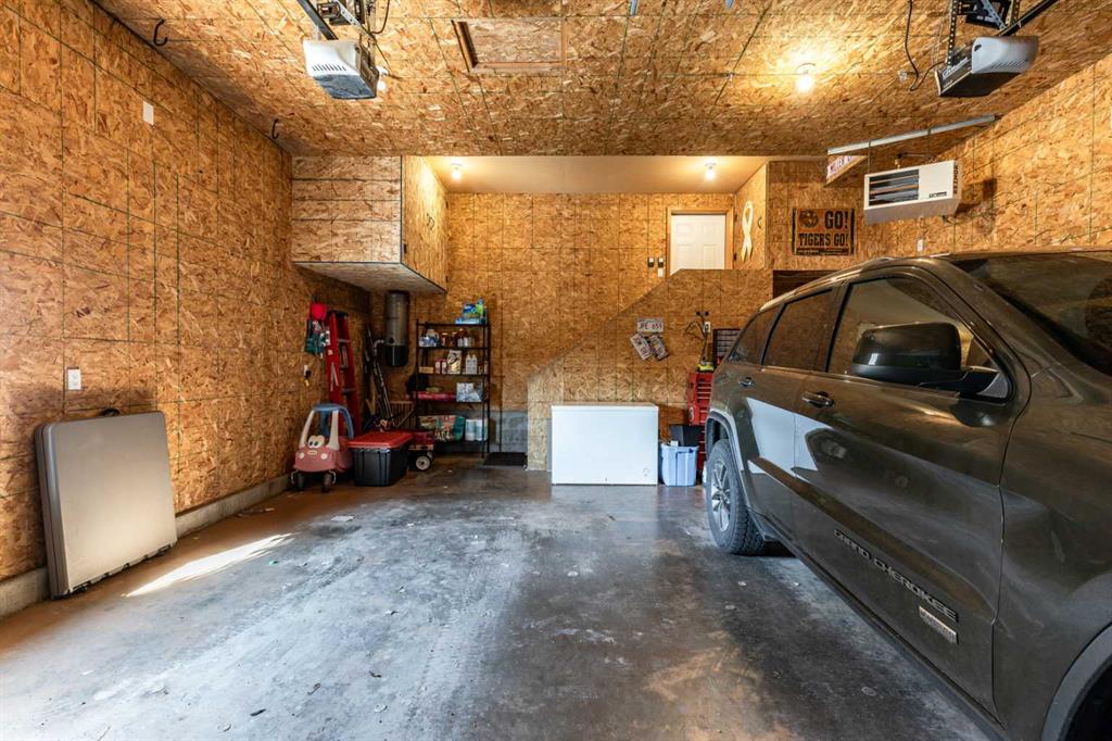 84 Terrace View NE
