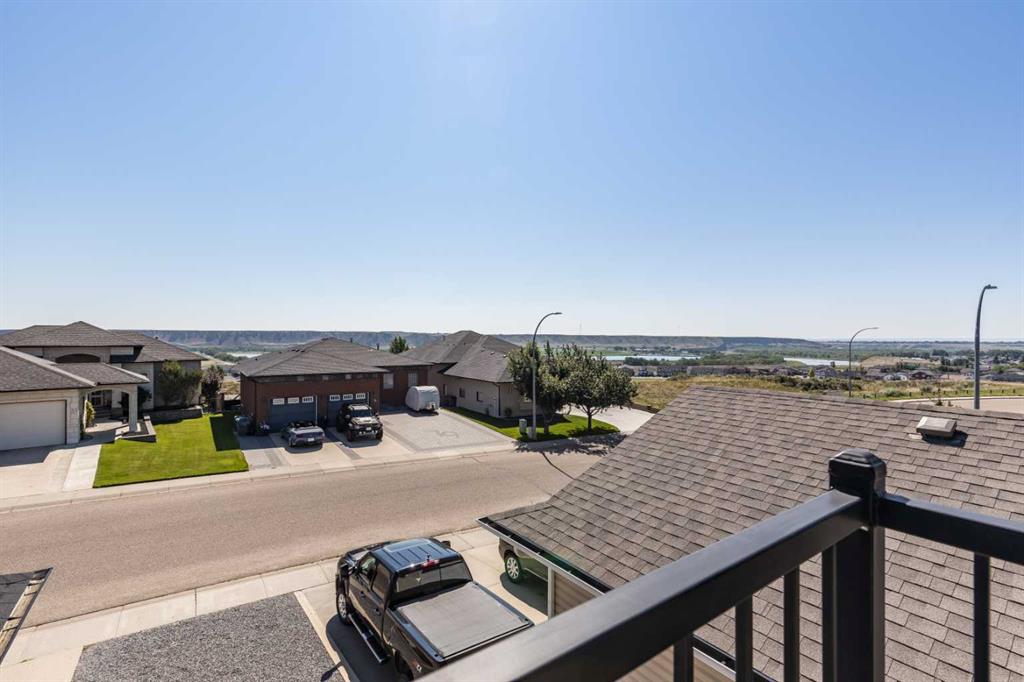 84 Terrace View NE