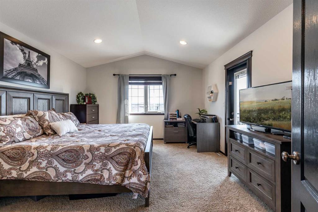 84 Terrace View NE
