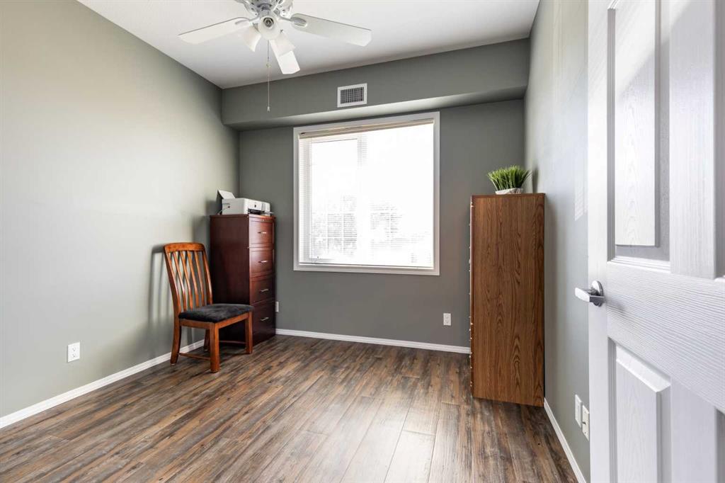 105 Main Street S Unit: 209
