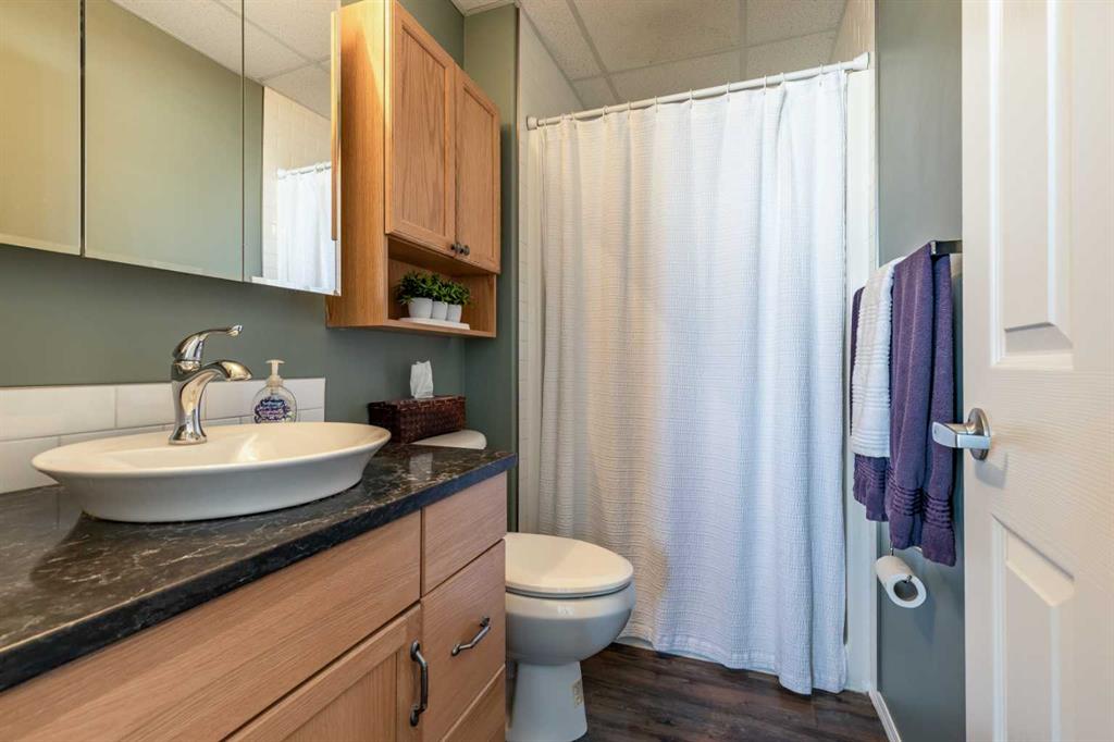 105 Main Street S Unit: 209