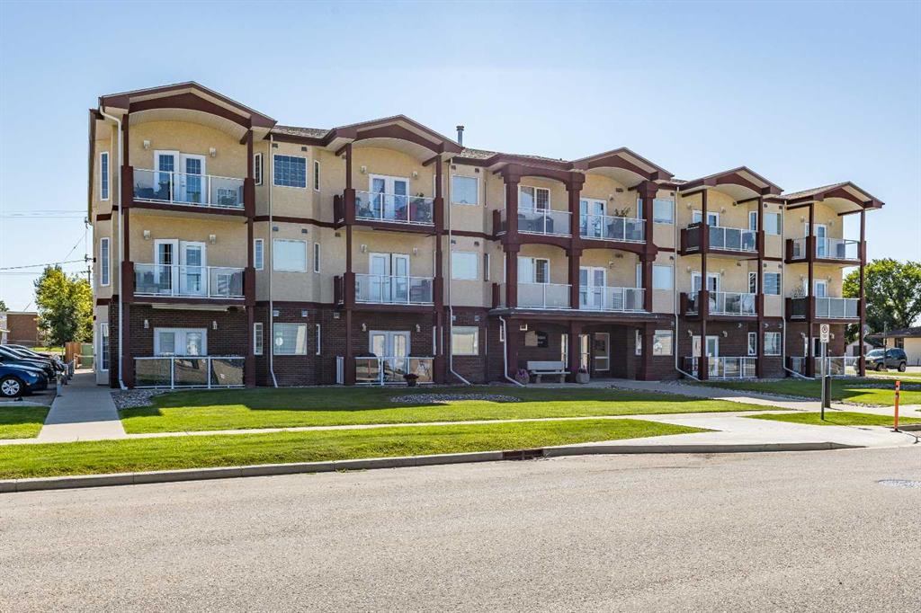 105 Main Street S Unit: 209