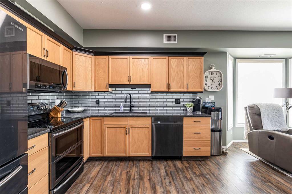 105 Main Street S Unit: 209