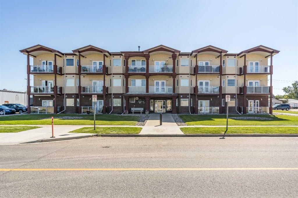 105 Main Street S Unit: 209
