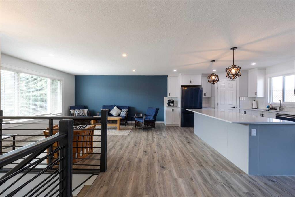 83 Ross Glen Crescent SE