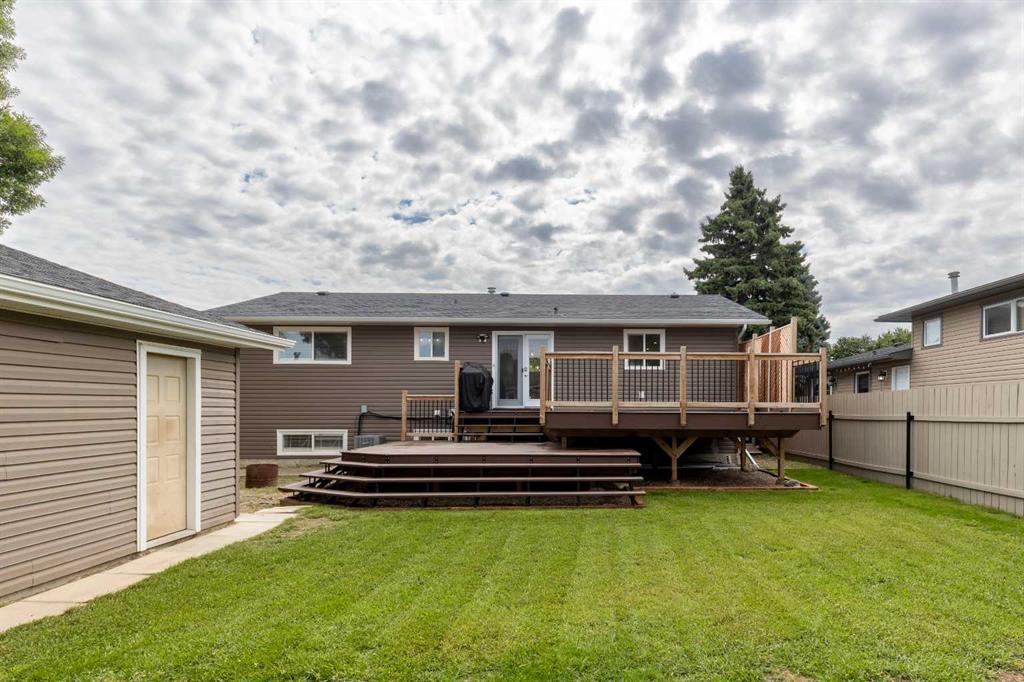 83 Ross Glen Crescent SE
