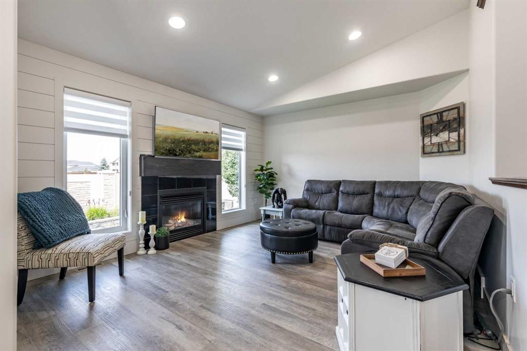 48 Somerside Way SE