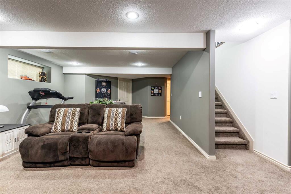 48 Somerside Way SE