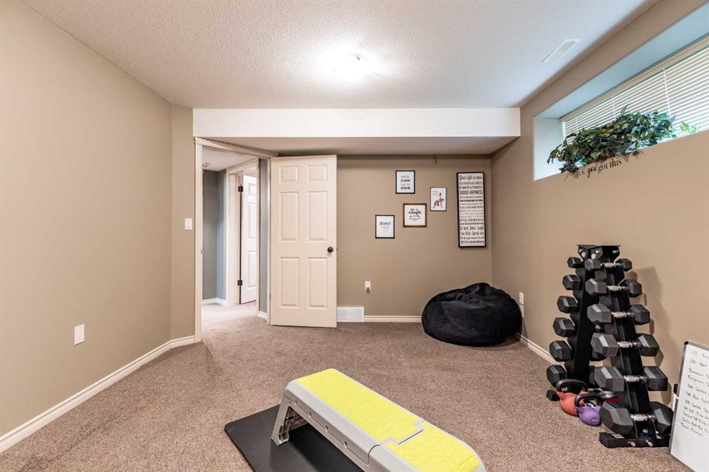 48 Somerside Way SE