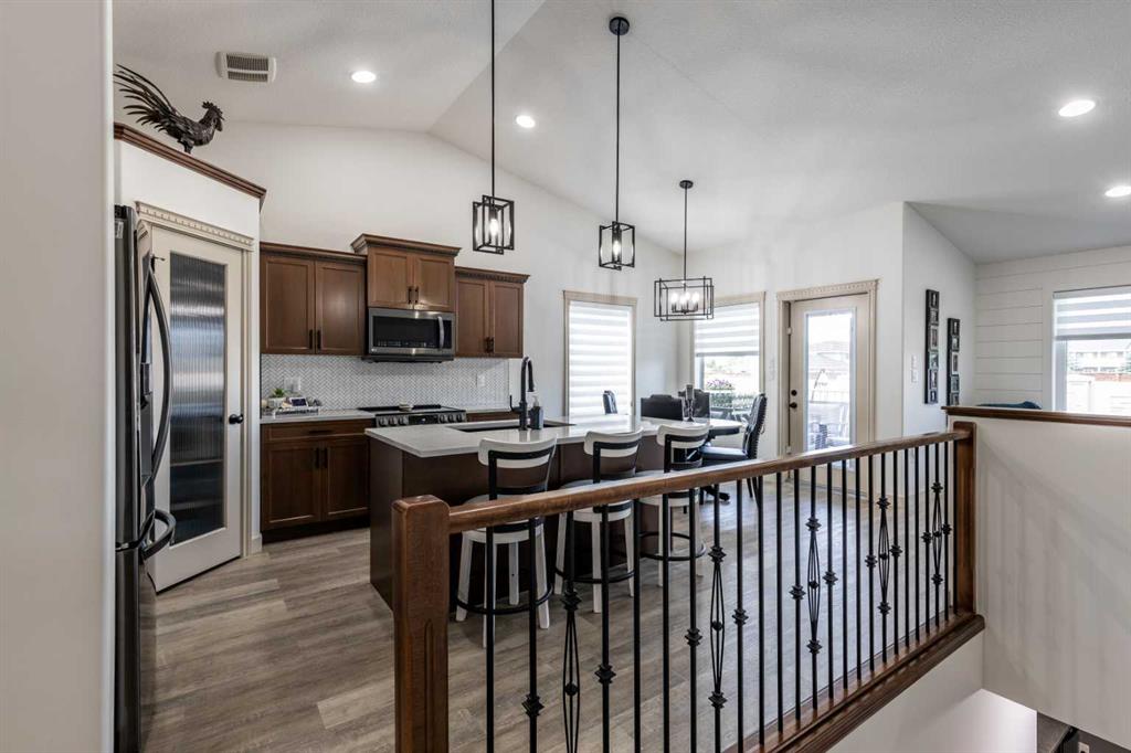 48 Somerside Way SE