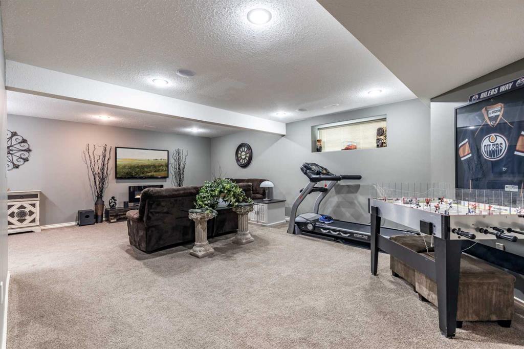 48 Somerside Way SE