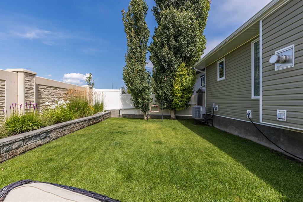 48 Somerside Way SE