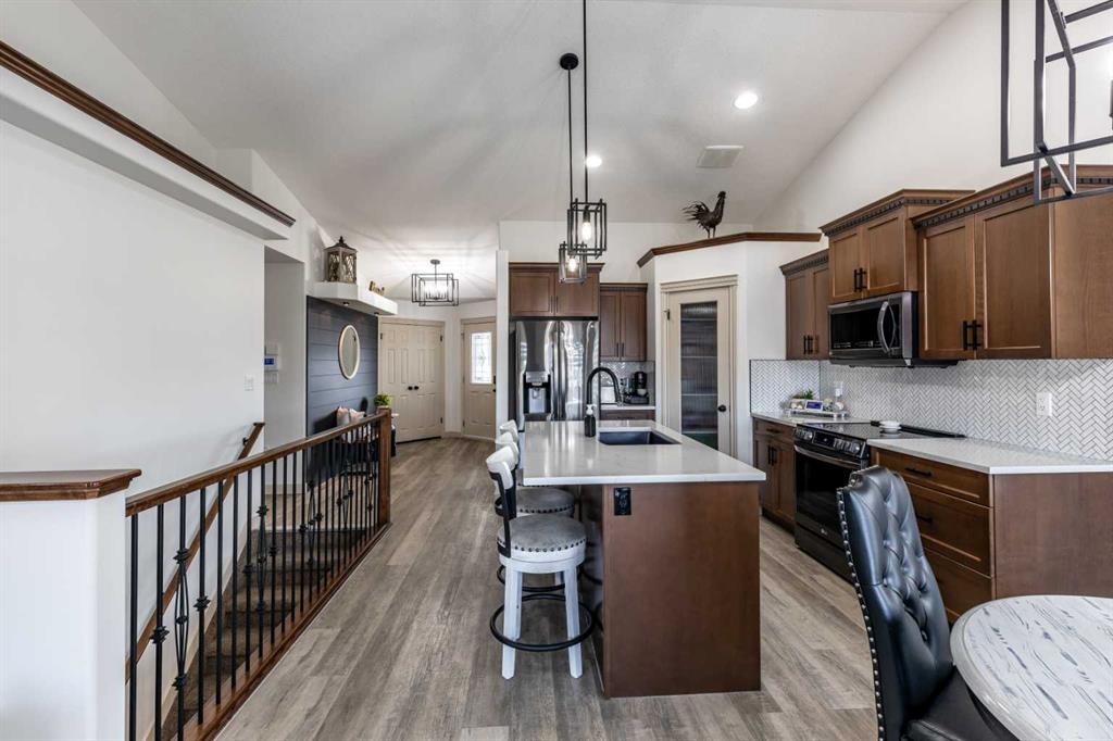 48 Somerside Way SE