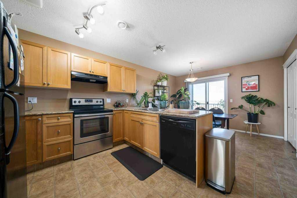 222 Northlands Pointe NE