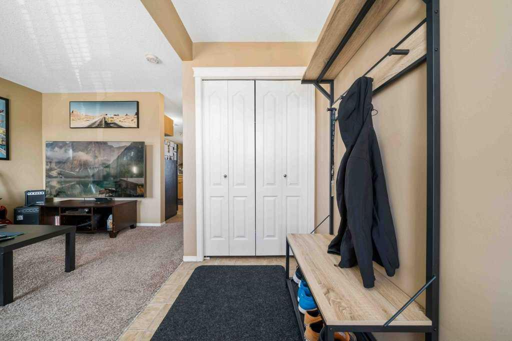 222 Northlands Pointe NE