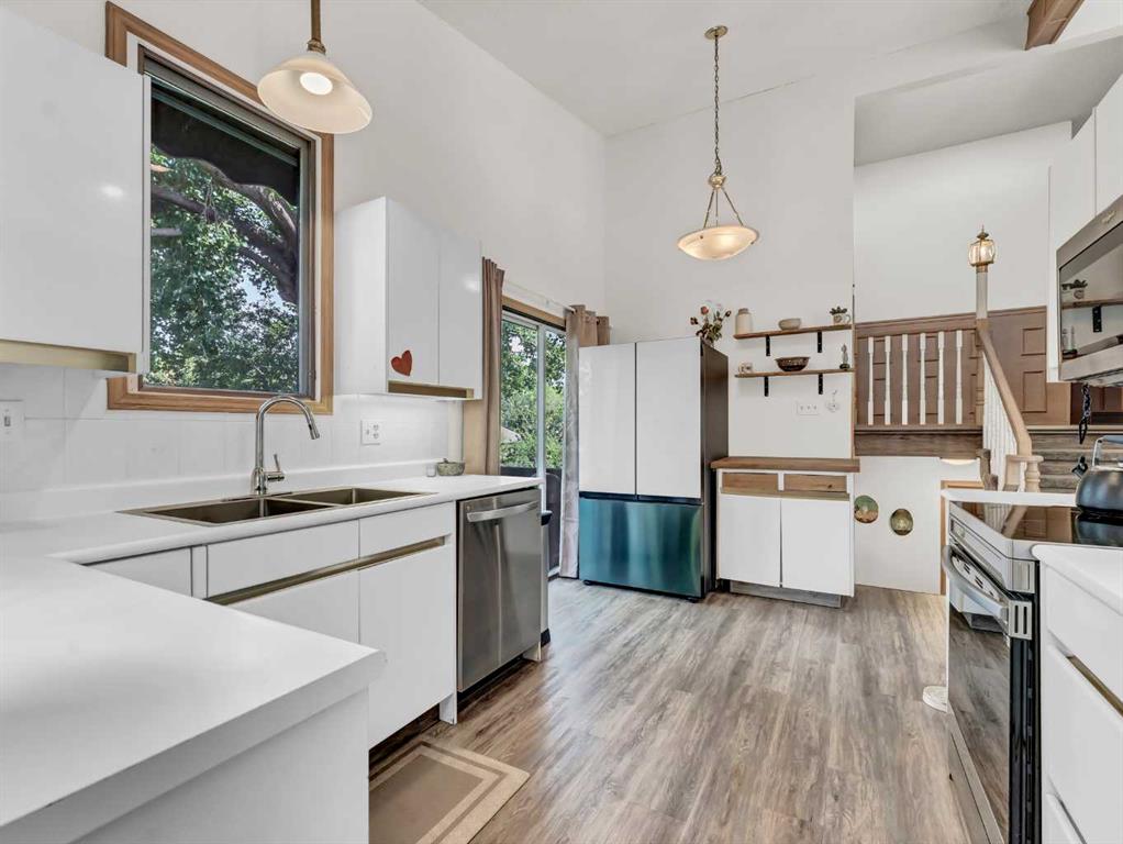 28 Noble Court SW