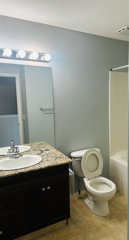 12 Northlands Pointe