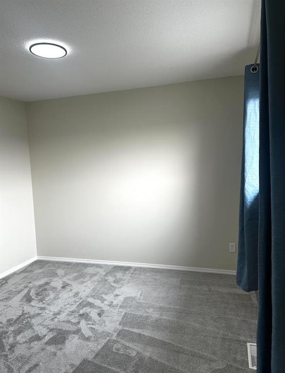 12 Northlands Pointe