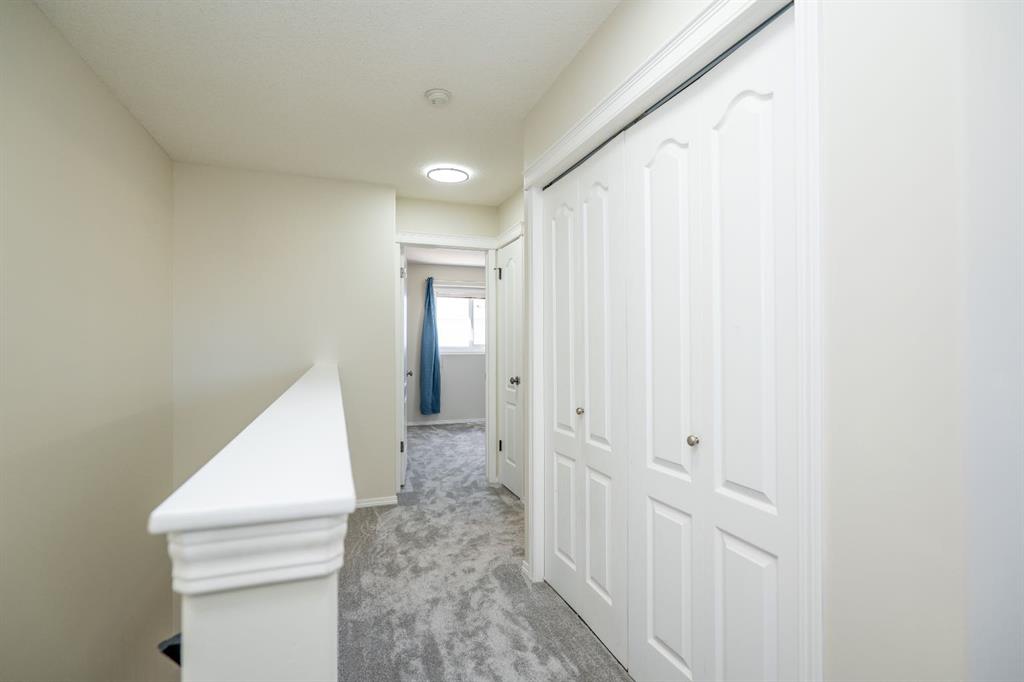 12 Northlands Pointe