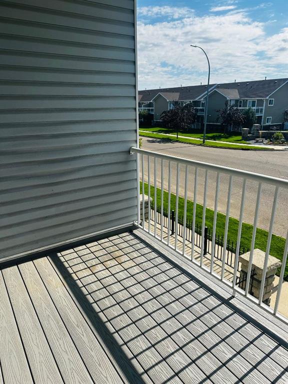 12 Northlands Pointe