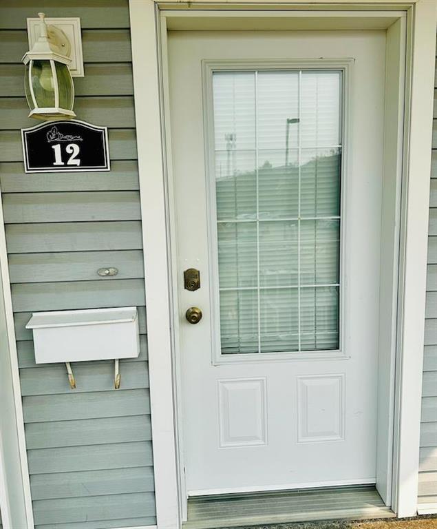 12 Northlands Pointe