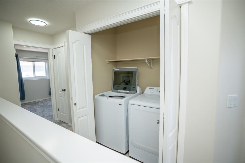 12 Northlands Pointe