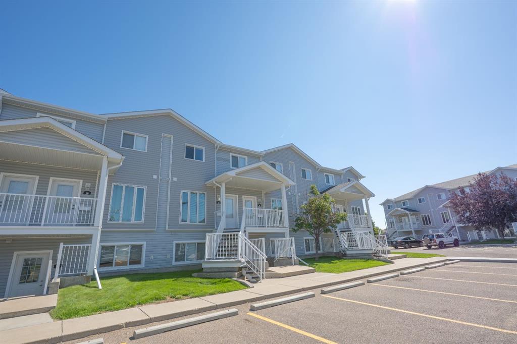 12 Northlands Pointe